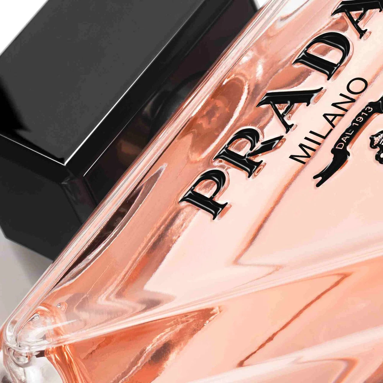 PRADA Paradoxe Eau de Parfum (90ml)